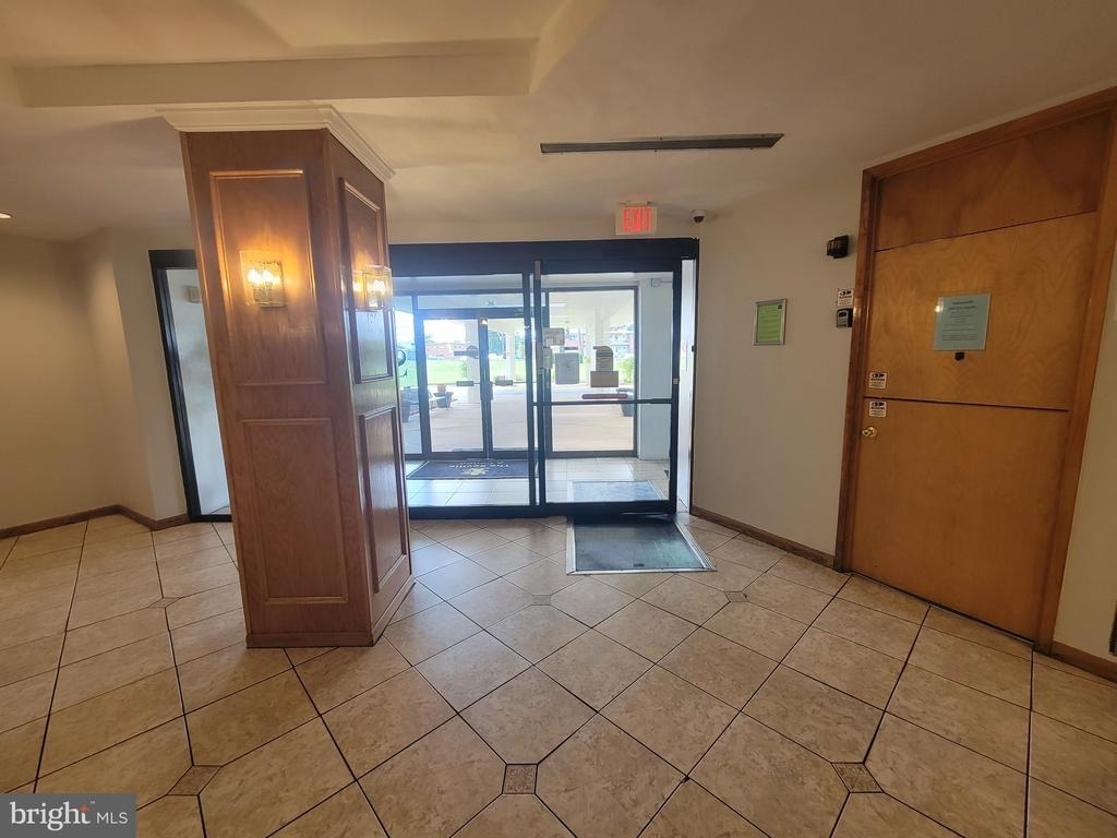 3450 Toledo Terrace - Photo 2