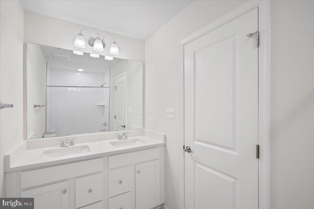 6074 Soho Way - Photo 16