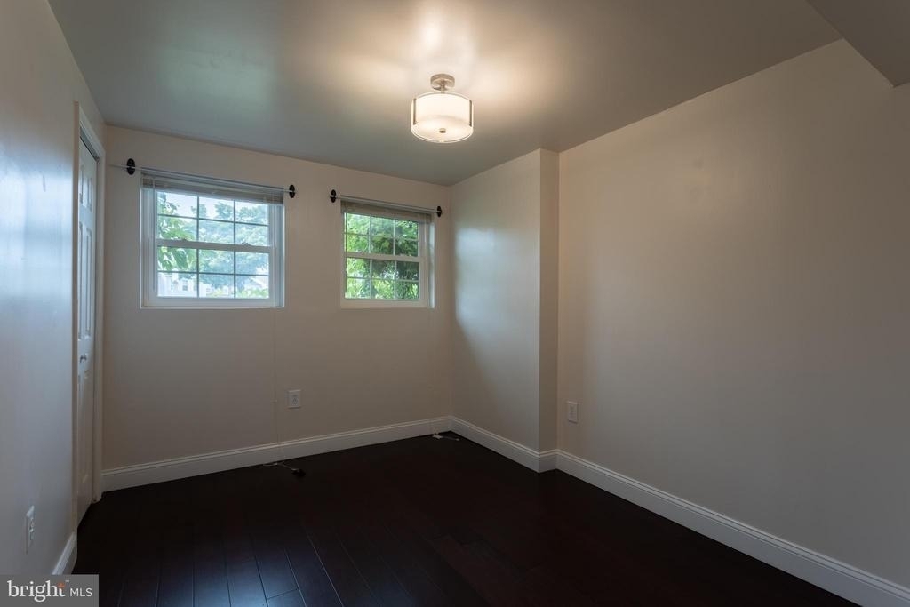 11004 Spring Lake Drive - Photo 18