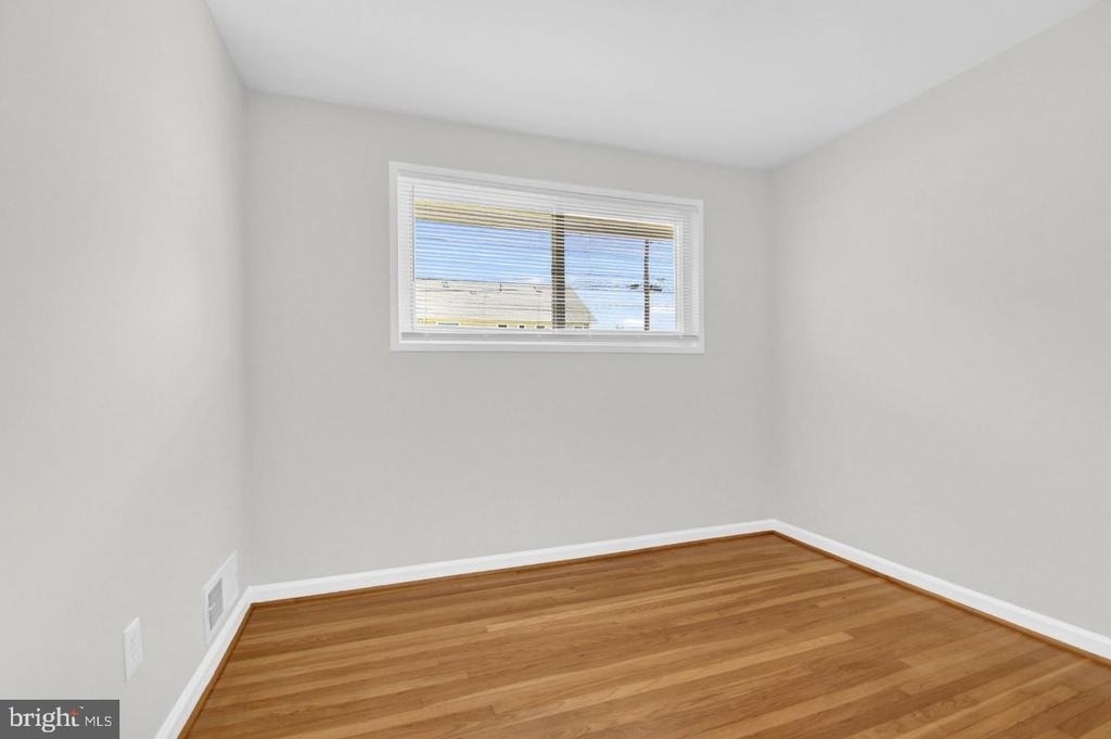 10012 Sinnott Drive - Photo 20