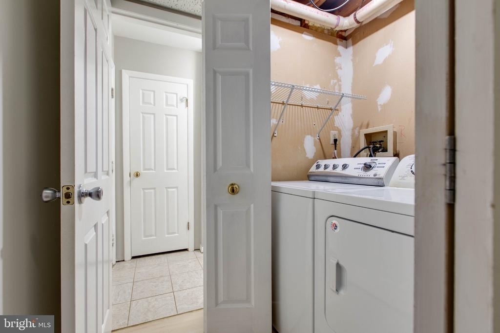7717 Heatherside Lane - Photo 40