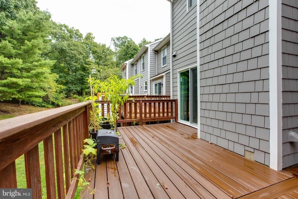 7717 Heatherside Lane - Photo 18