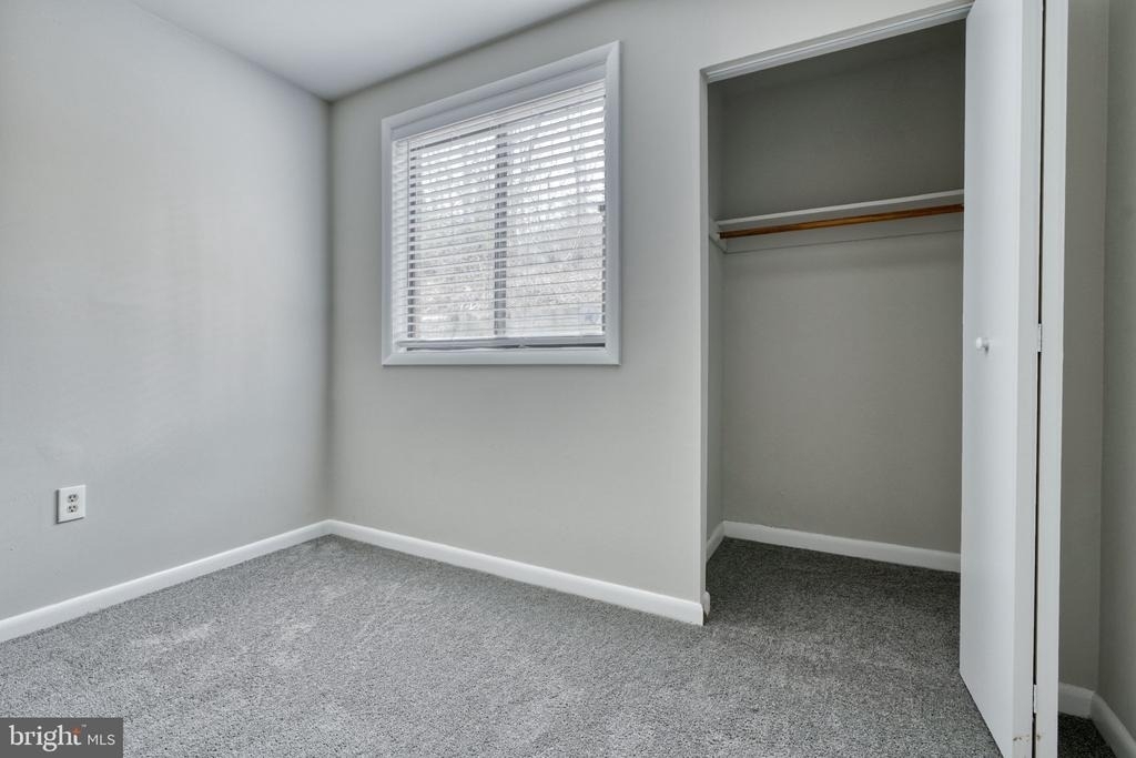 140 Royal Oak Drive - Photo 19