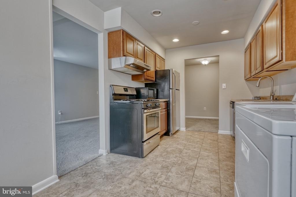 140 Royal Oak Drive - Photo 9