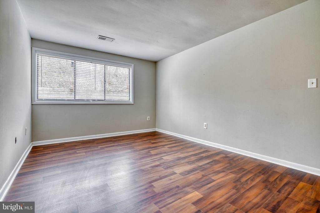 140 Royal Oak Drive - Photo 13