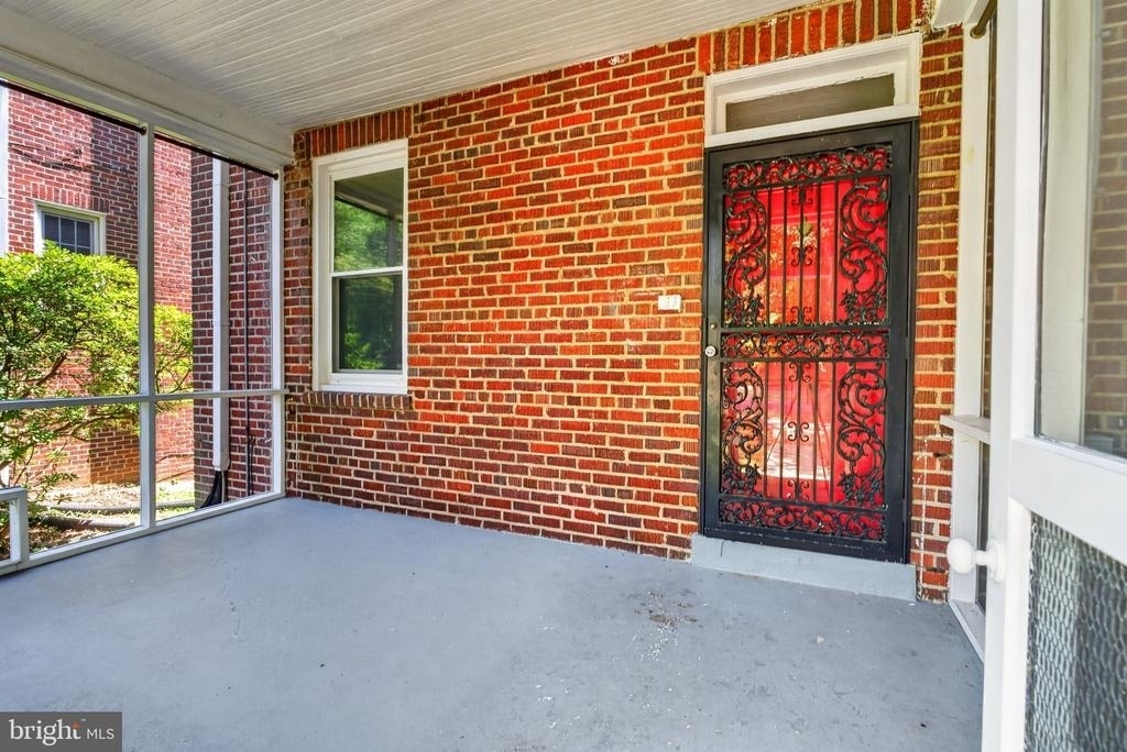 4130 Military Road Nw - Photo 6