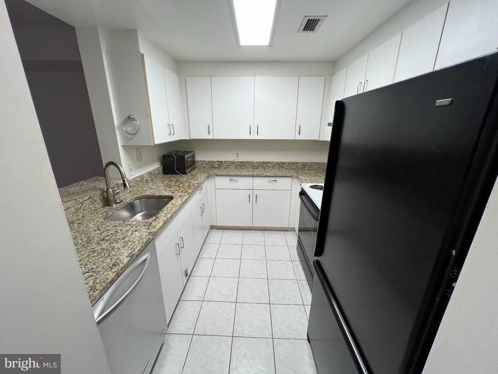 2301 N Street Nw - Photo 12