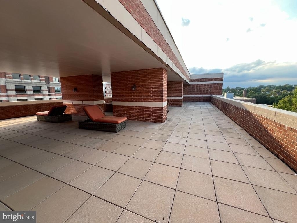 2301 N Street Nw - Photo 24