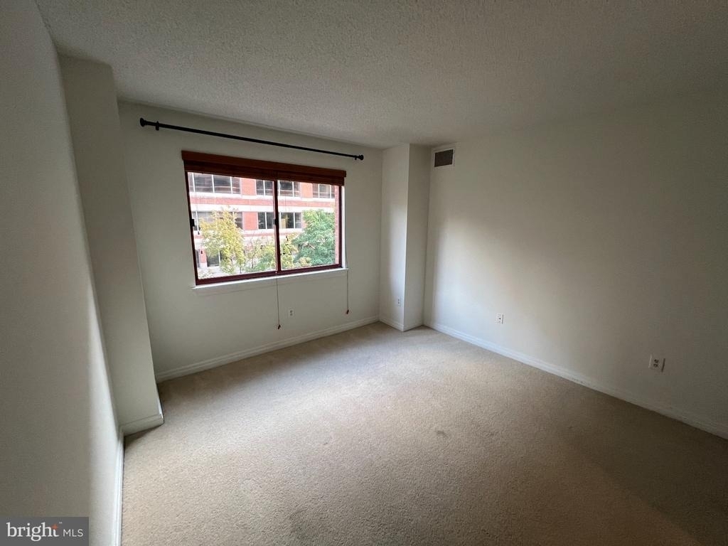 2301 N Street Nw - Photo 22