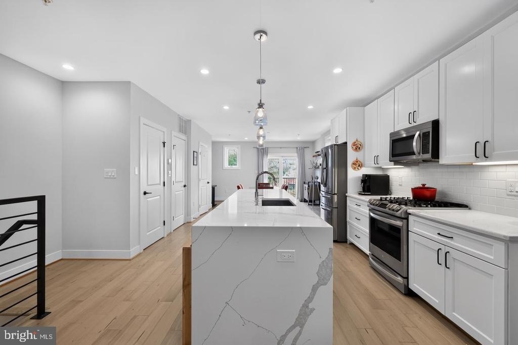 311 Jefferson Street Nw - Photo 5