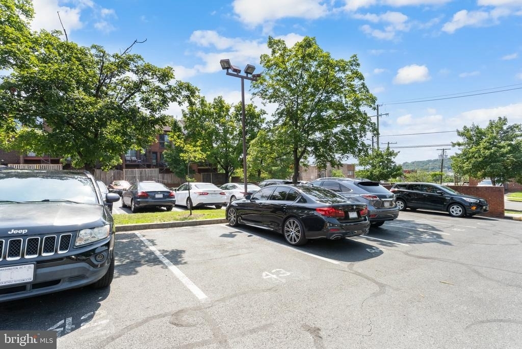 1812 Bryant Street Ne - Photo 20