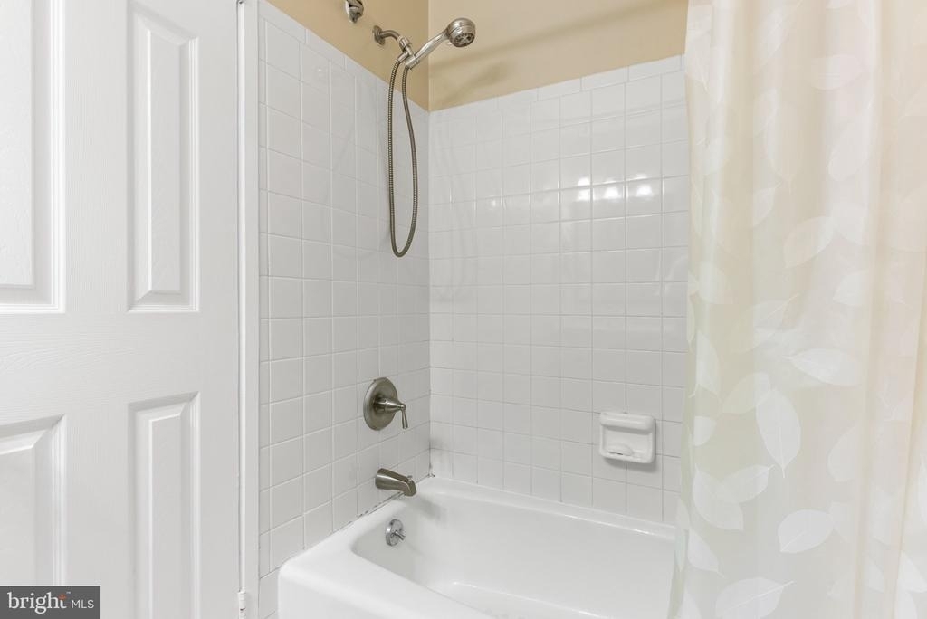 1812 Bryant Street Ne - Photo 18