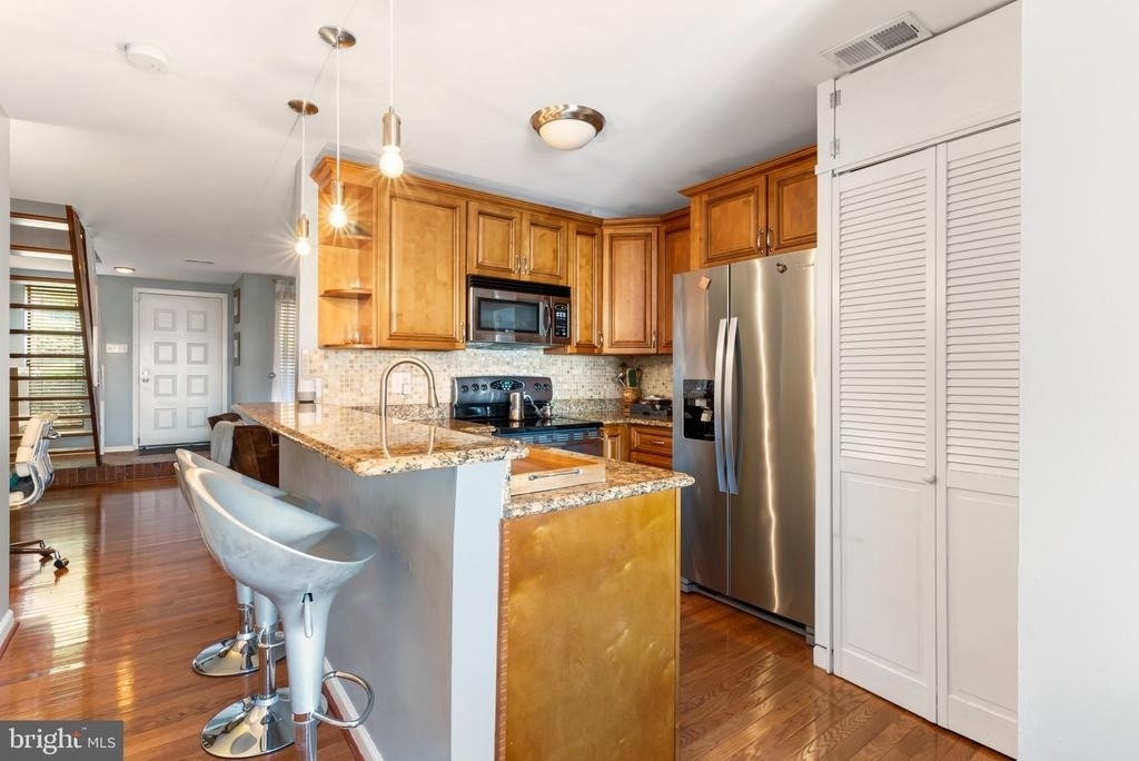 1812 Bryant Street Ne - Photo 7