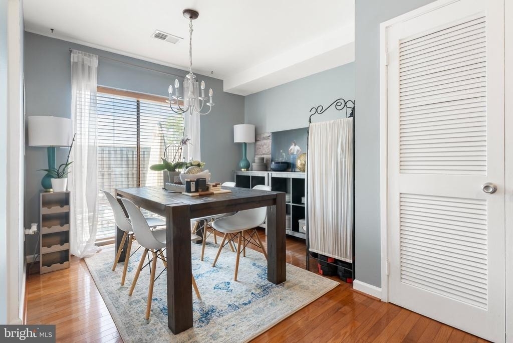 1812 Bryant Street Ne - Photo 8