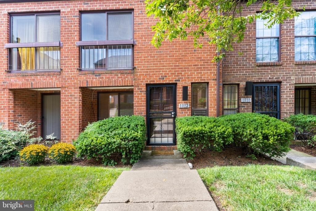 1812 Bryant Street Ne - Photo 1