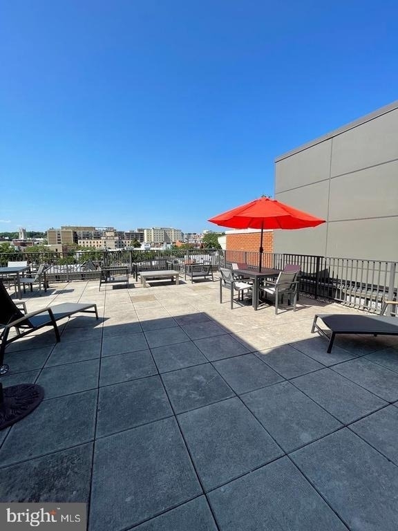 2130 N Street Nw - Photo 17