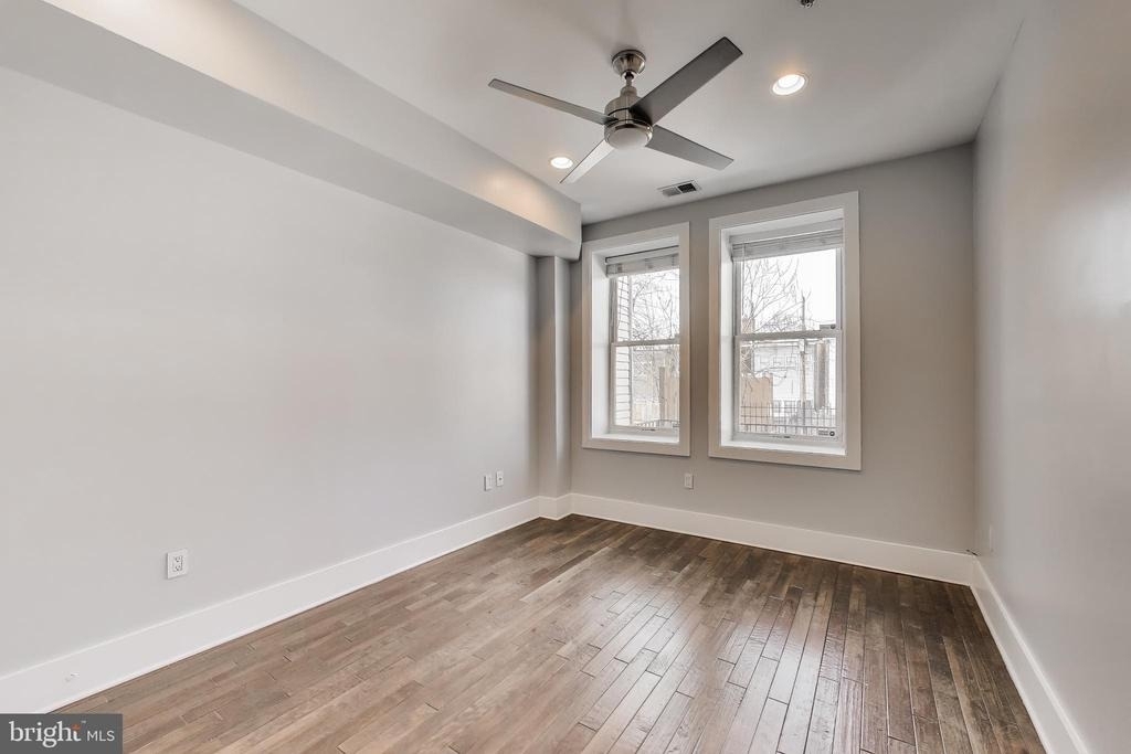 1220 19th Street Ne - Photo 12