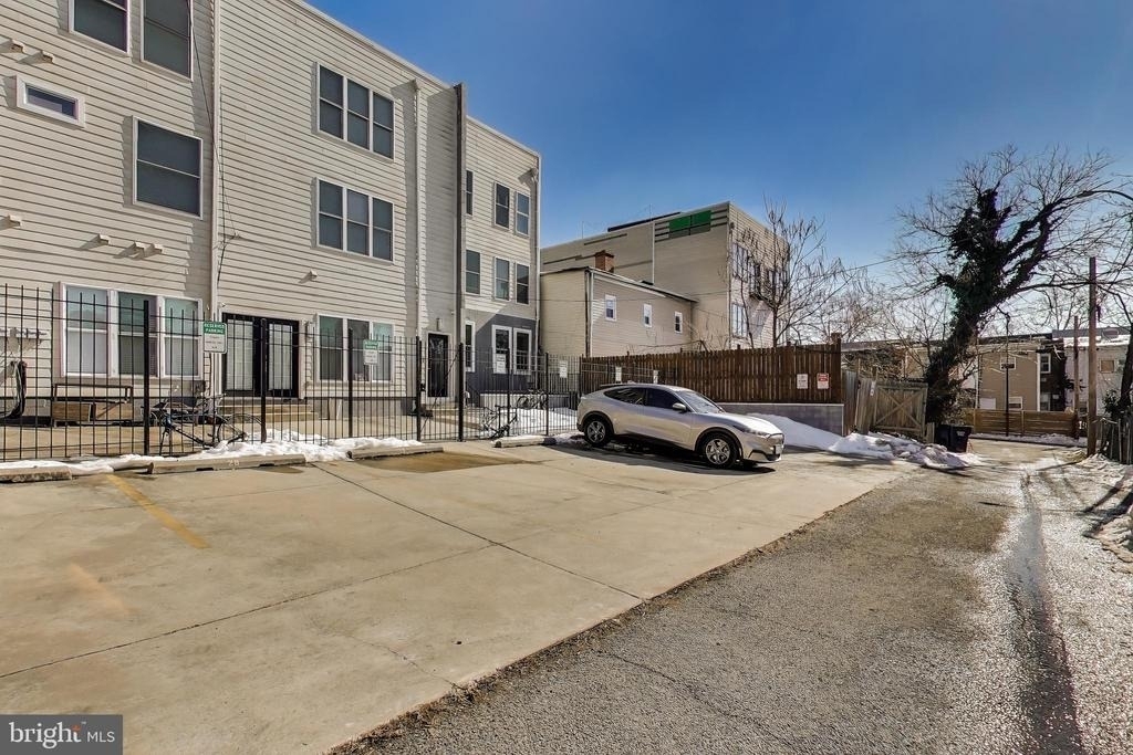 1220 19th Street Ne - Photo 29