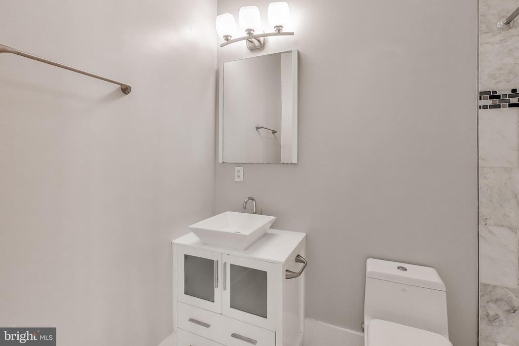 1220 19th Street Ne - Photo 6