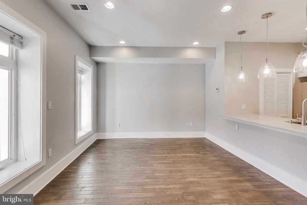 1220 19th Street Ne - Photo 18
