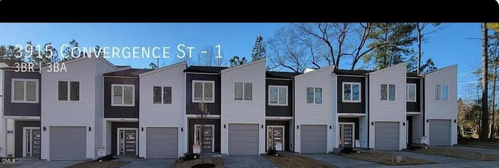 3915 Convergence Street - Photo 8