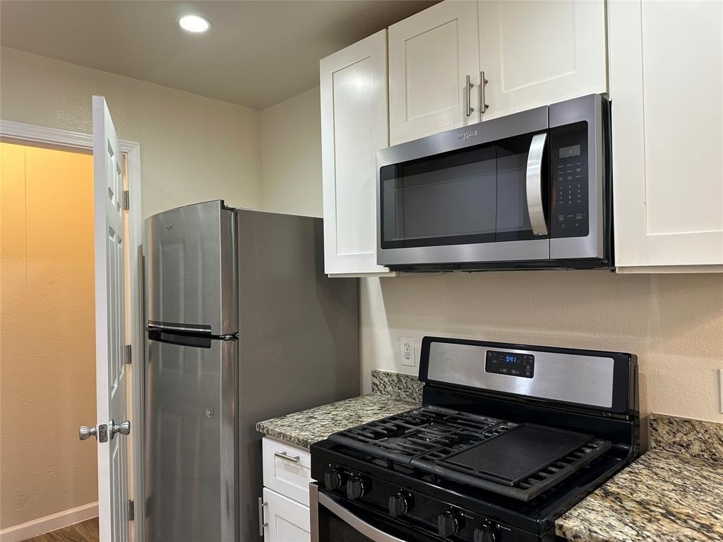 407 Vista West Ct - Photo 6
