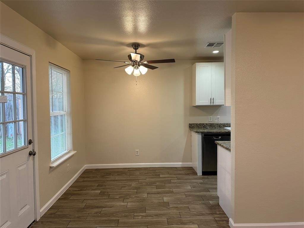 407 Vista West Ct - Photo 2