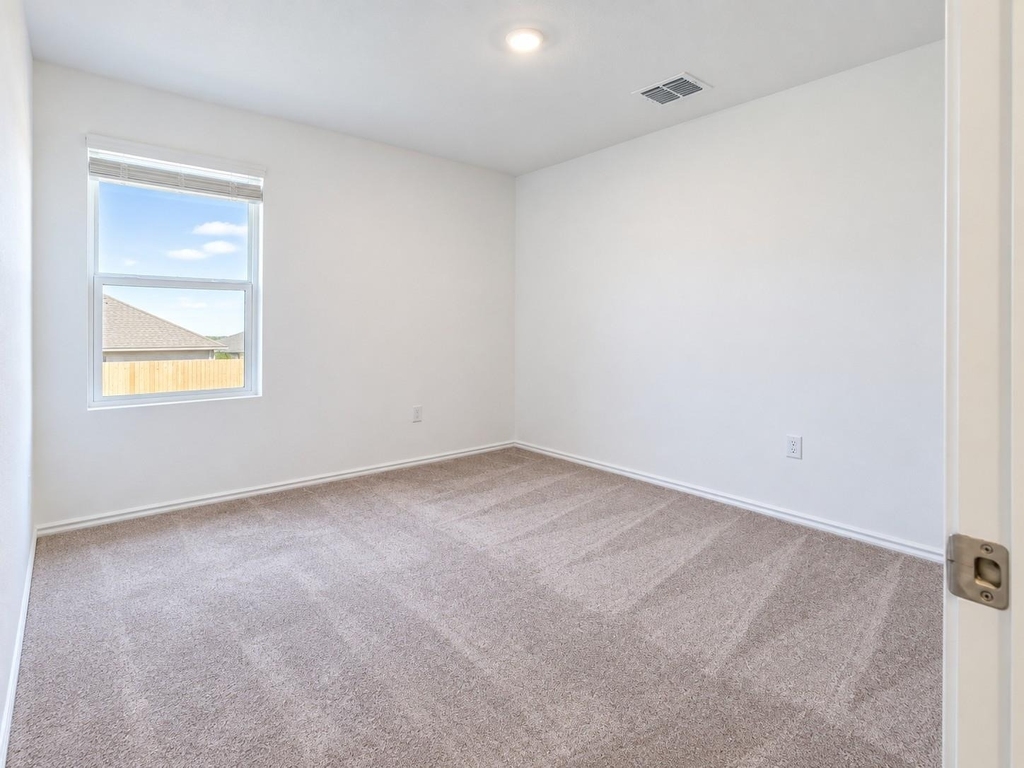 472 Marty Allen Loop - Photo 3