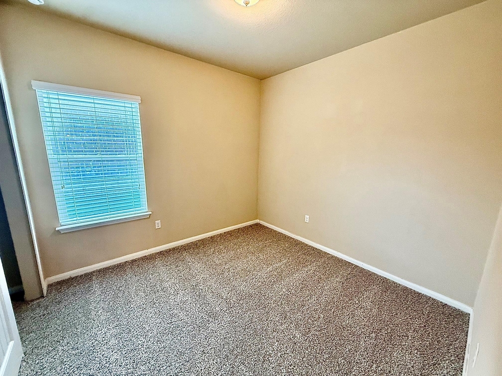 431 Northern Flicker St - Photo 9
