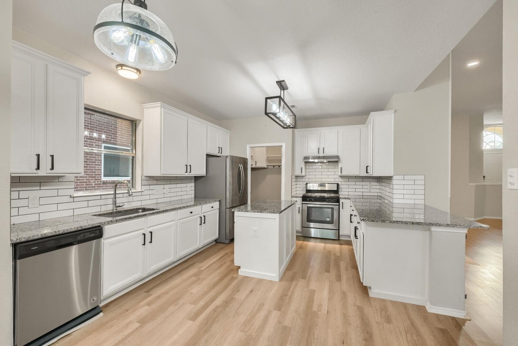 17020 Tortoise St - Photo 10