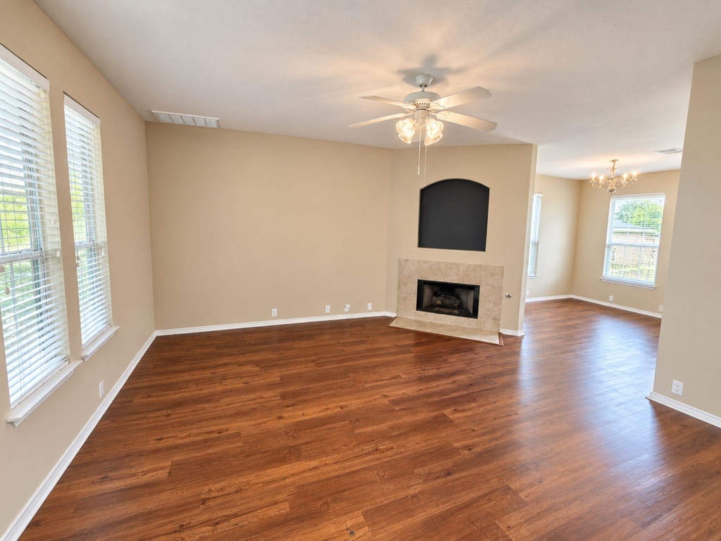 5679 Fergus Rd - Photo 4