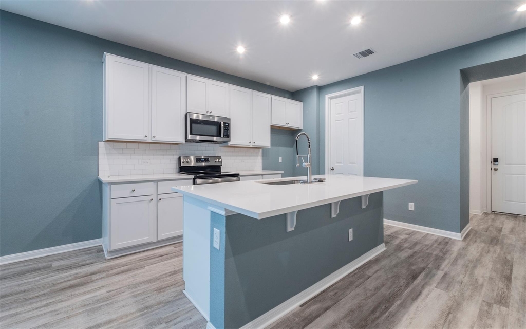 228 Citation Dr - Photo 6