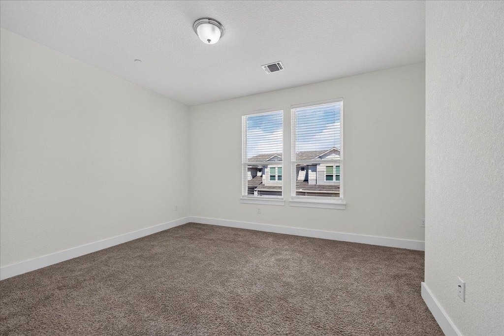 11308 Gadsen Ln - Photo 15