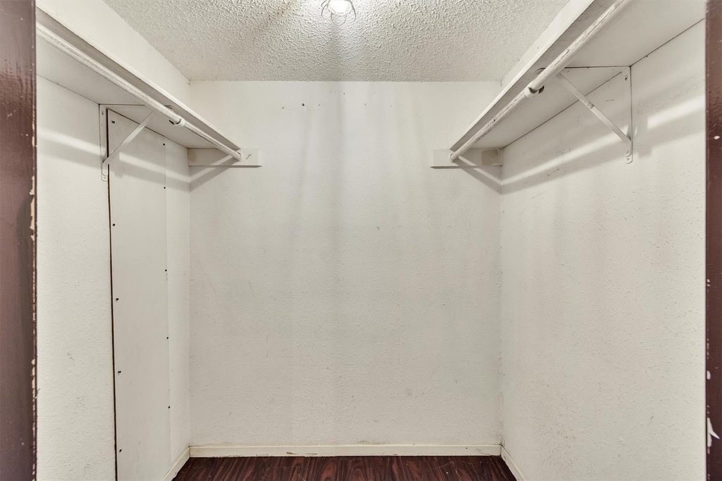 5000 Fontenay Dr - Photo 11