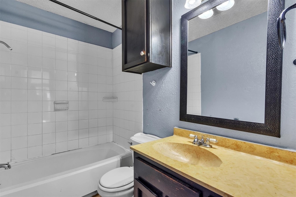 5000 Fontenay Dr - Photo 18
