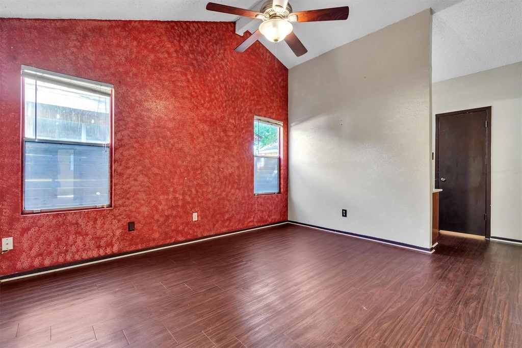5000 Fontenay Dr - Photo 7