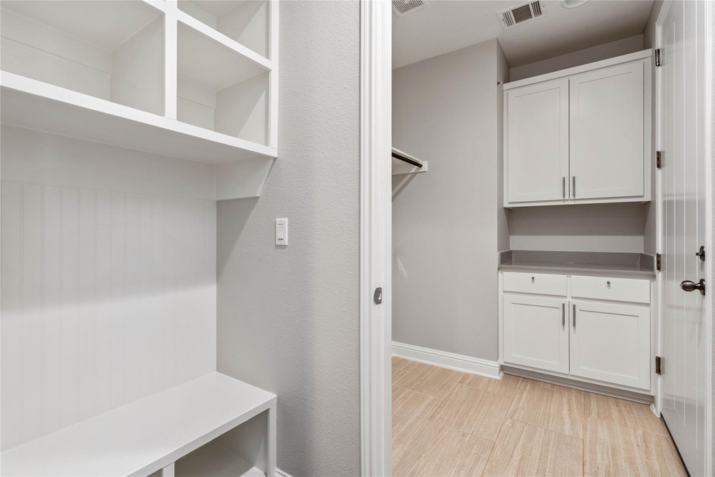 5009 Mandevilla Dr - Photo 5