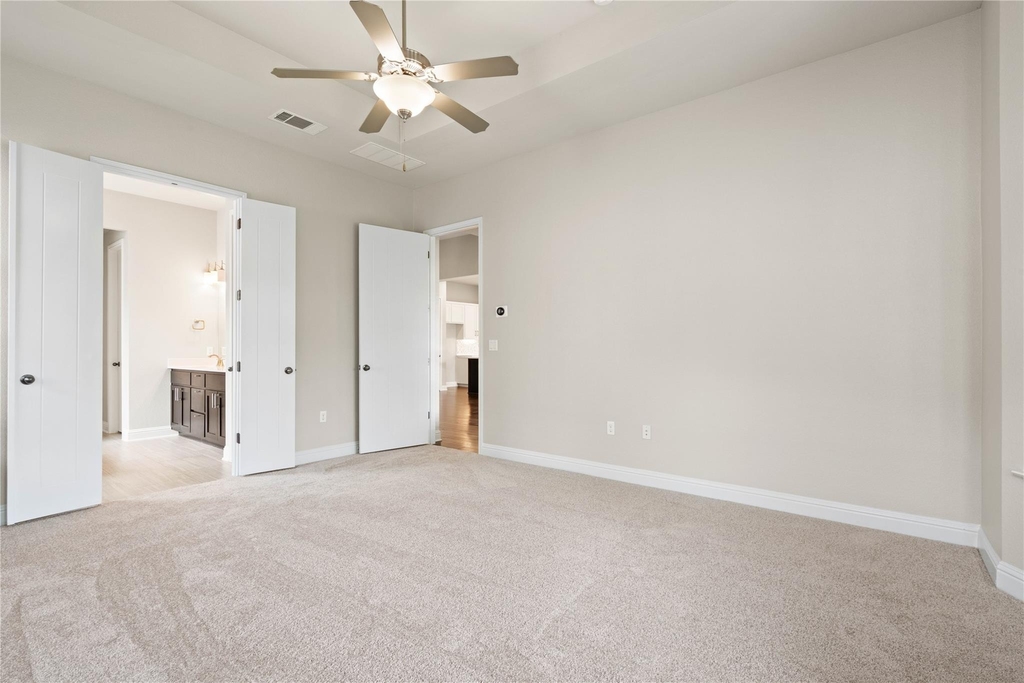 5009 Mandevilla Dr - Photo 21