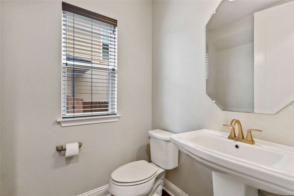 5009 Mandevilla Dr - Photo 7