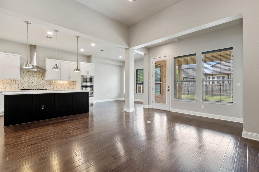 5009 Mandevilla Dr - Photo 18