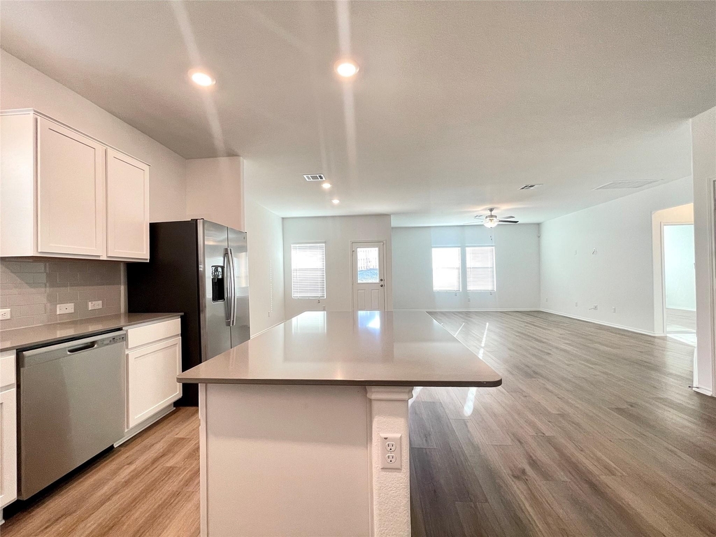 1220 Sweetspire Rd - Photo 6