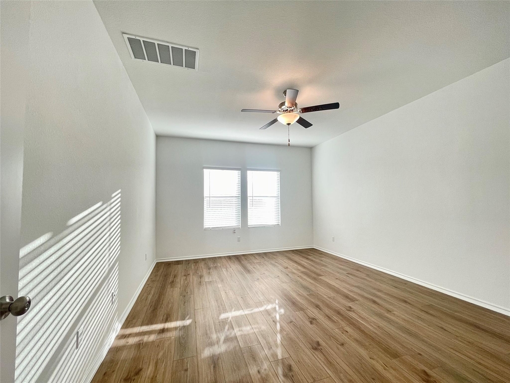 1220 Sweetspire Rd - Photo 17