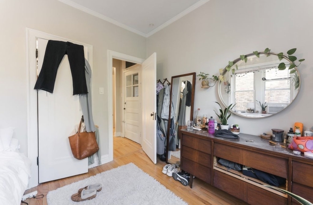 2253 N Spaulding Avenue - Photo 12
