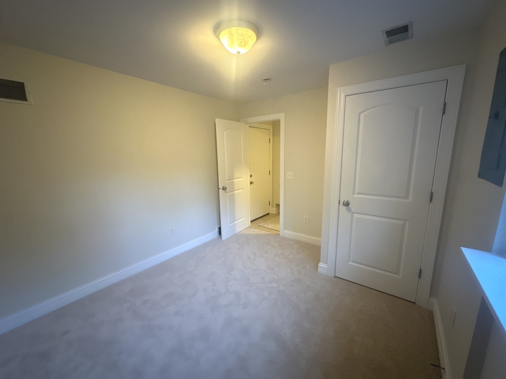 249 Judy Lane - Photo 9