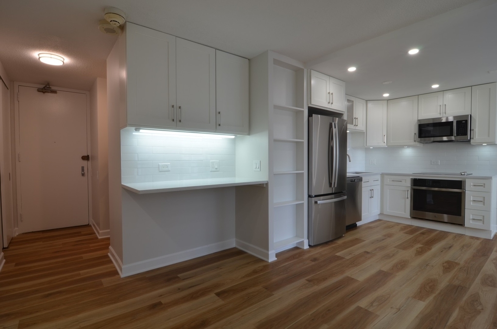 405 N Wabash Avenue - Photo 6