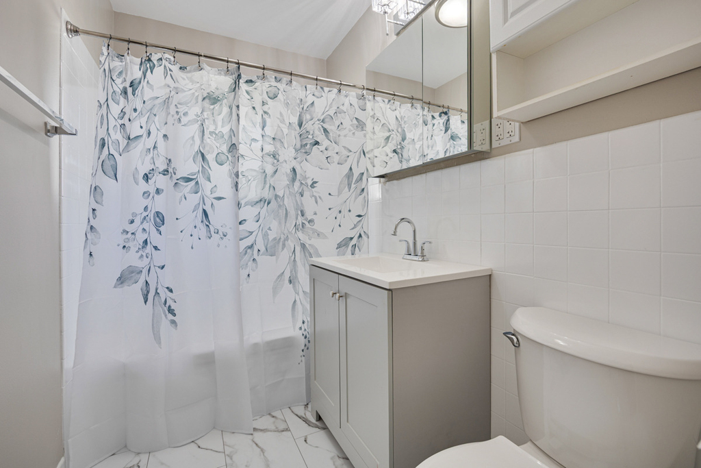 1031 Maple Lane - Photo 14