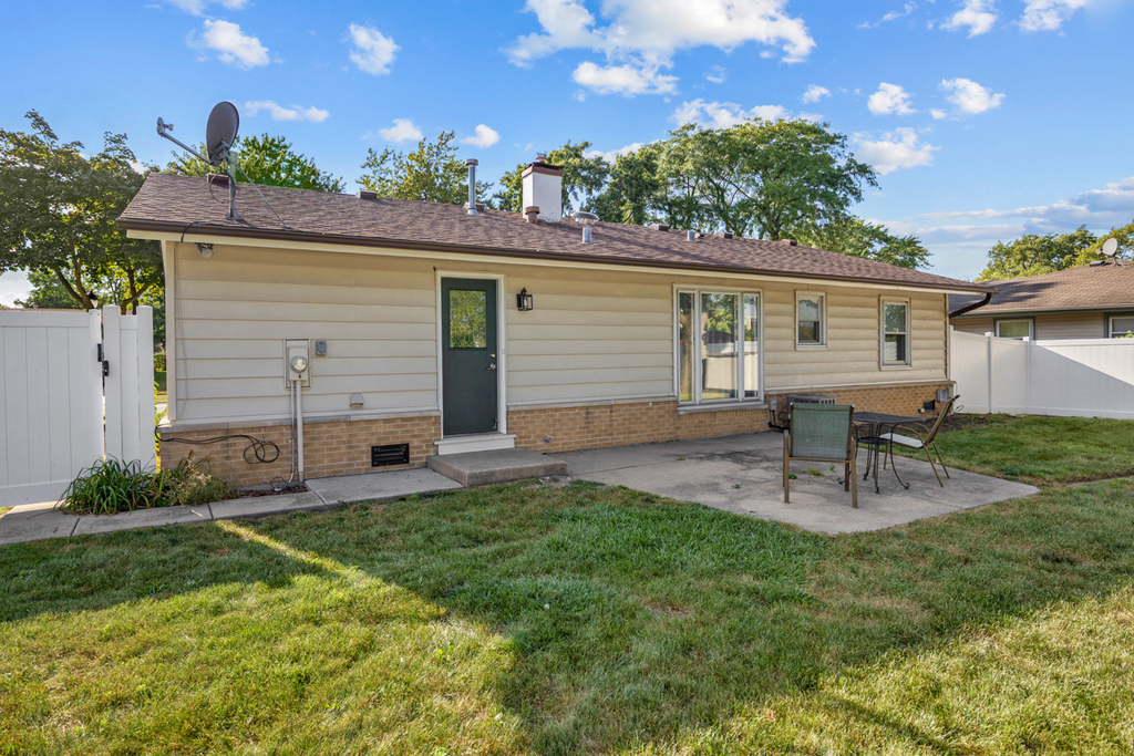 1031 Maple Lane - Photo 20