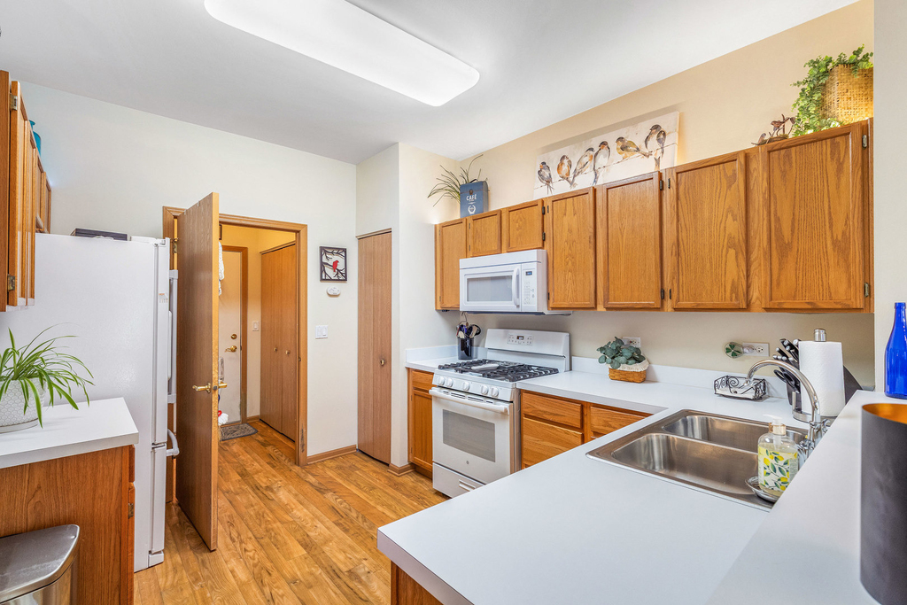 21142 W Braxton Lane - Photo 10