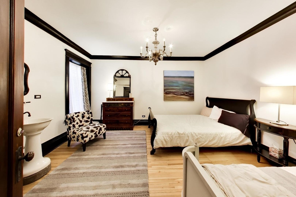 1126 W Morse Street - Photo 12