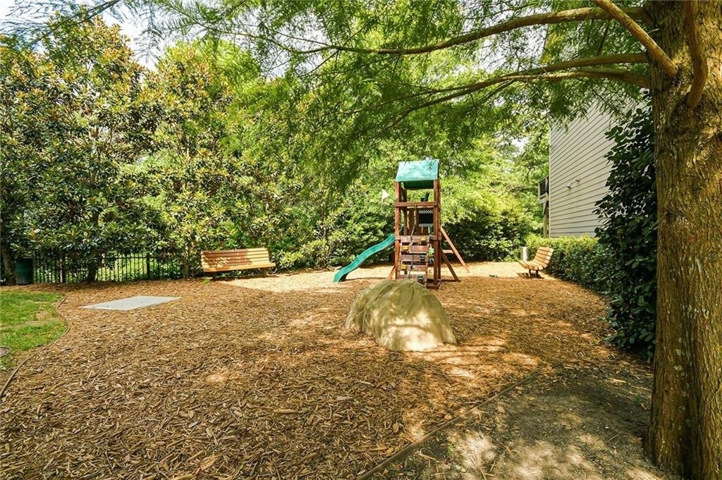 1265 Linden Court Ne - Photo 22